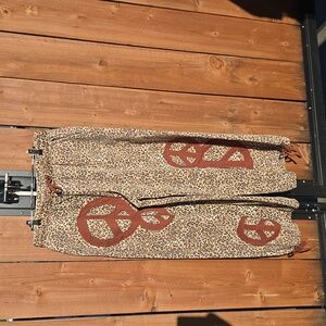 DAVI & DANI Leopard Print Wide Leg Pants With Peace Signs Sz 1XL